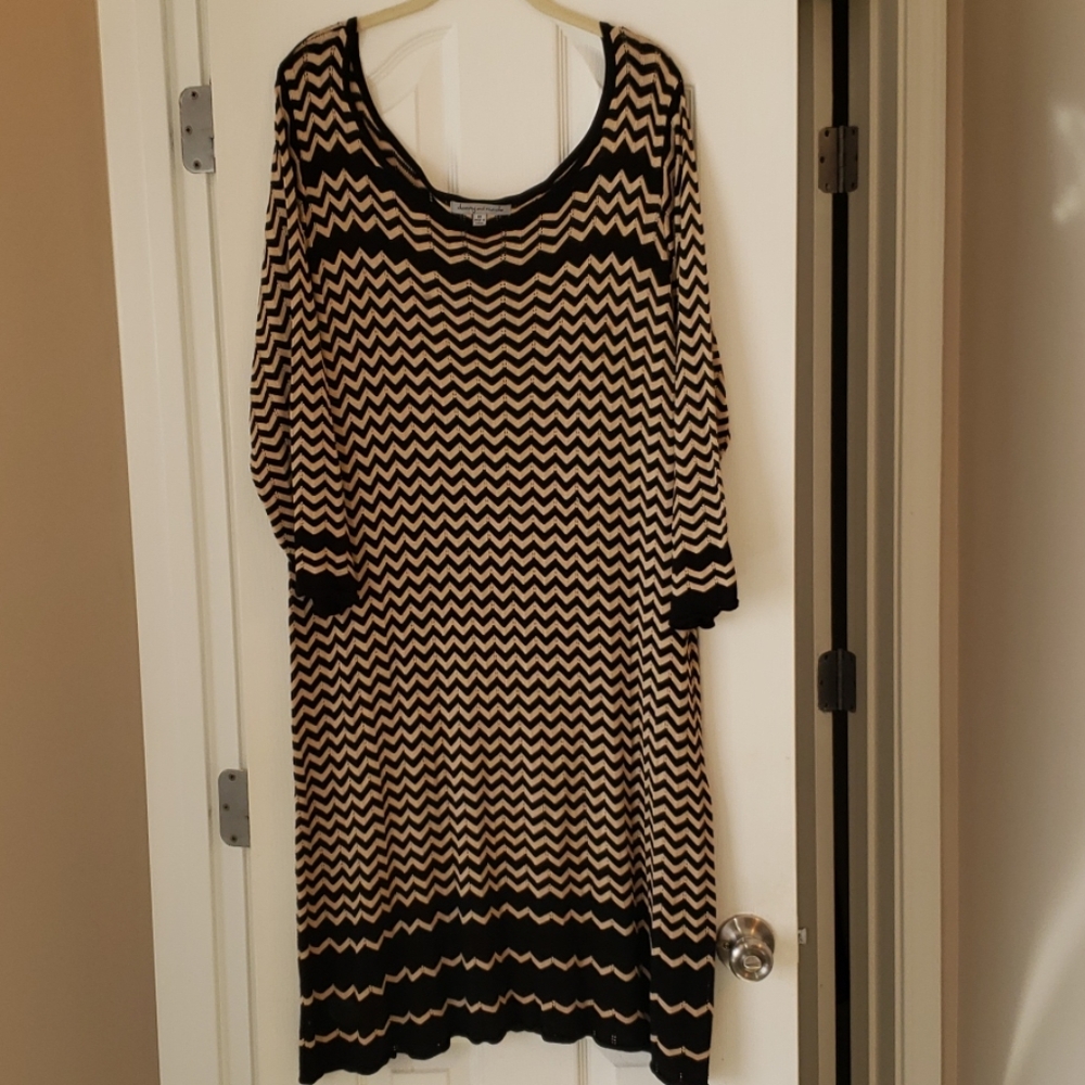 🦄 EUC  Danny & Nicole Chevron black & cream 3X